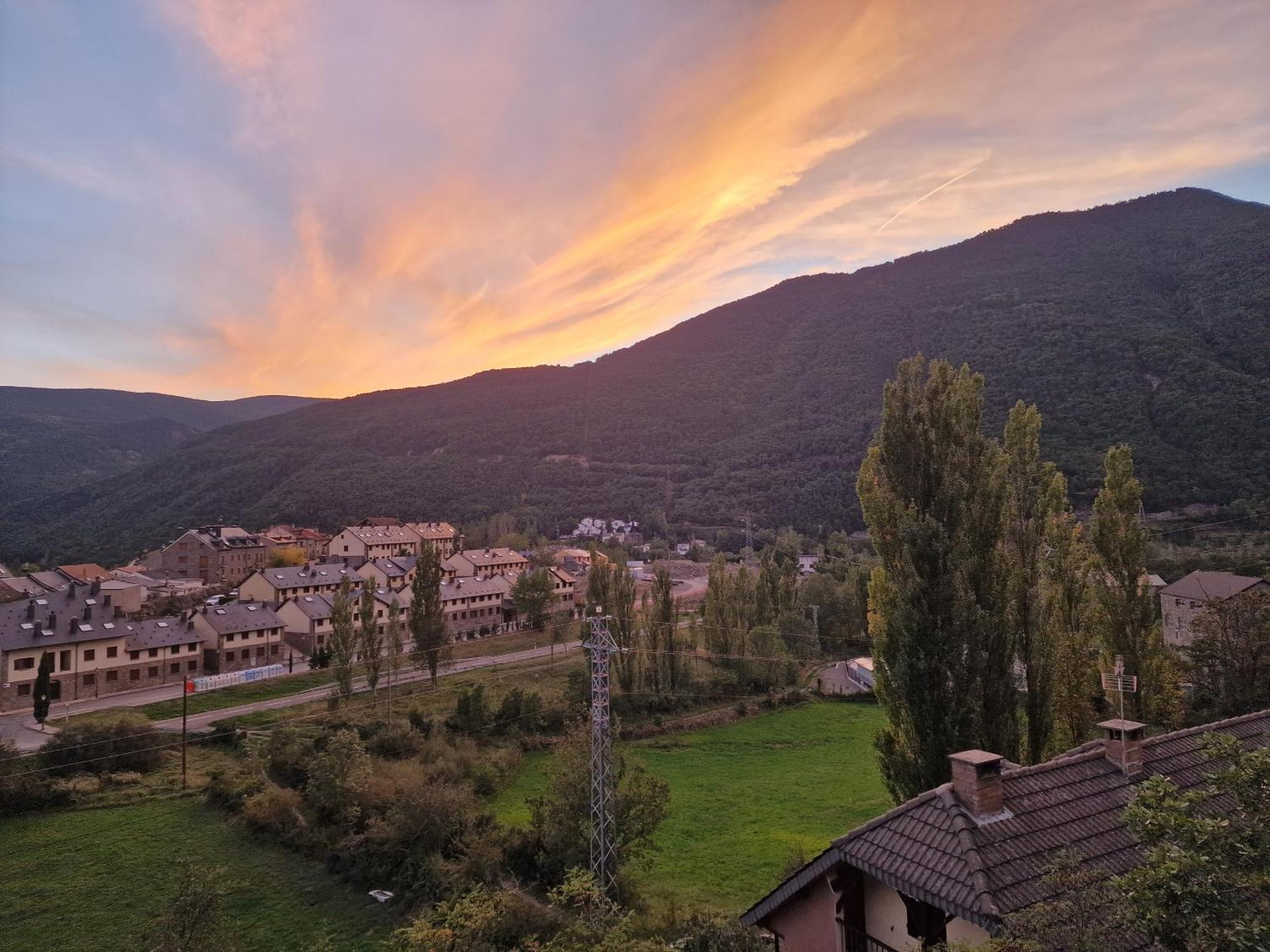 Apartament El Hechizo De Biescas Zewnętrze zdjęcie